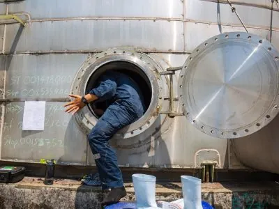 Werken in een besloten ruimte (confined space)