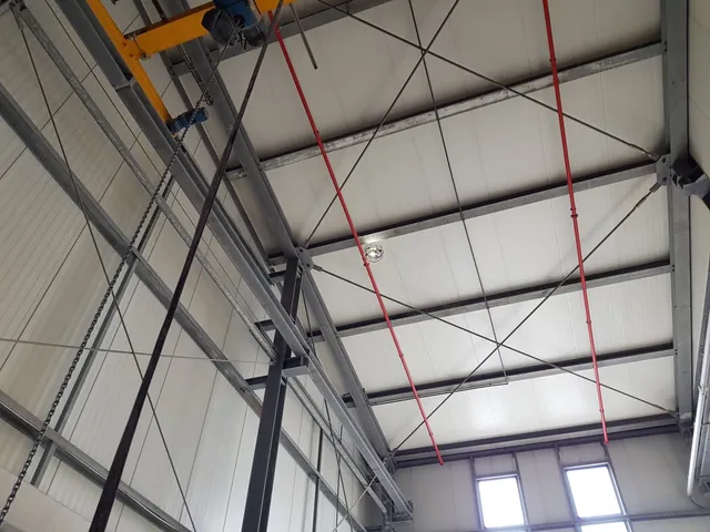 Deckeninspektion mit der Flyability ELIOS 3
