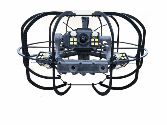 stereo2 innendørs drone